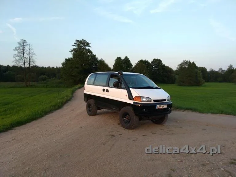 Mitsubishi Delica
