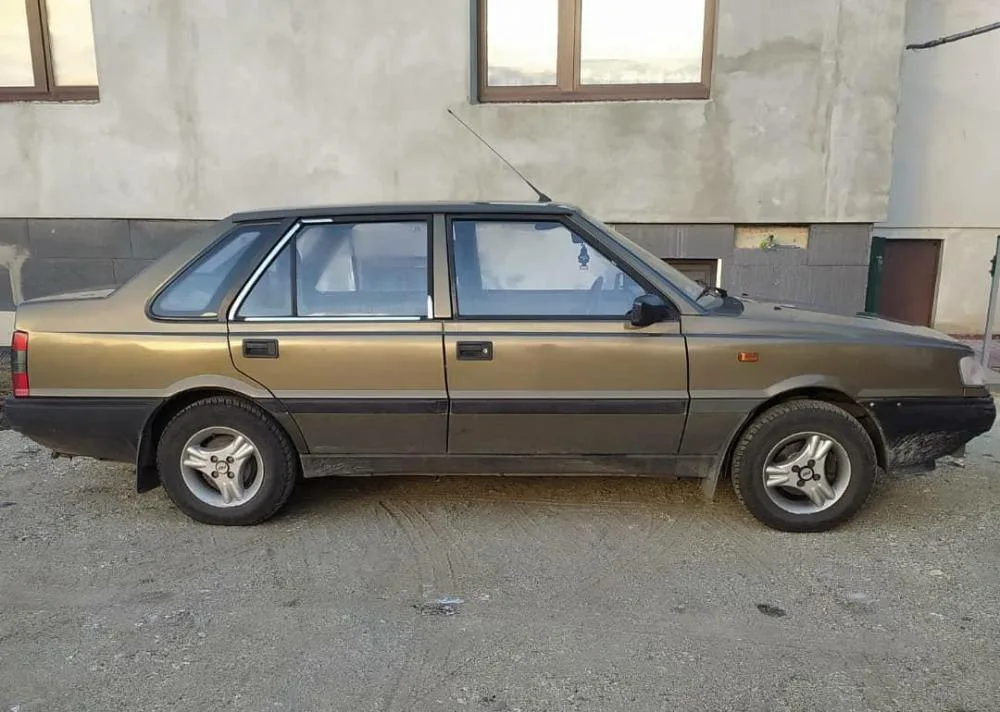 FSO Polonez Atu sedan