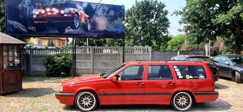Volvo 800 series sedan/estate/combi