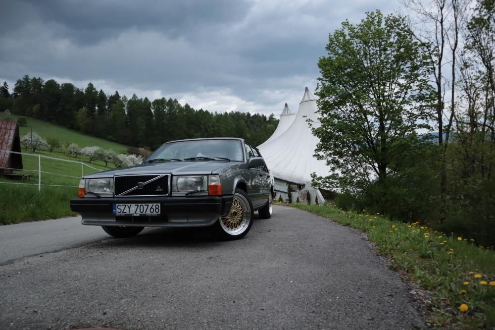 Volvo 700 series sedan/estate/combi