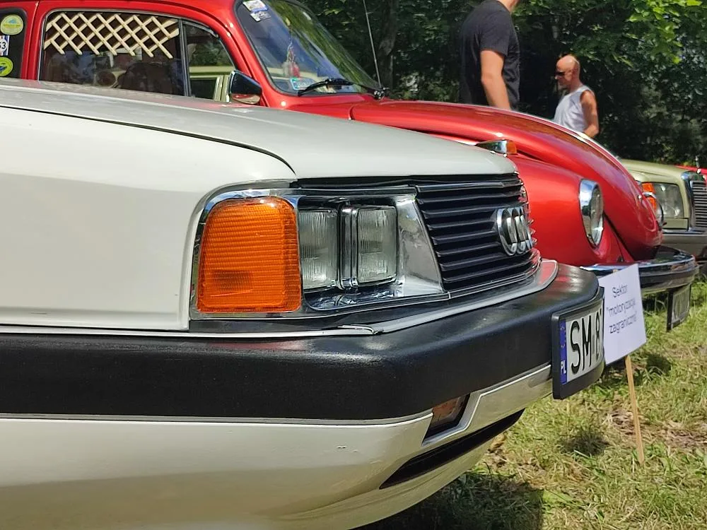 Audi 100 C3