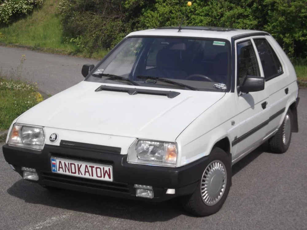 Skoda Favorit hatchback