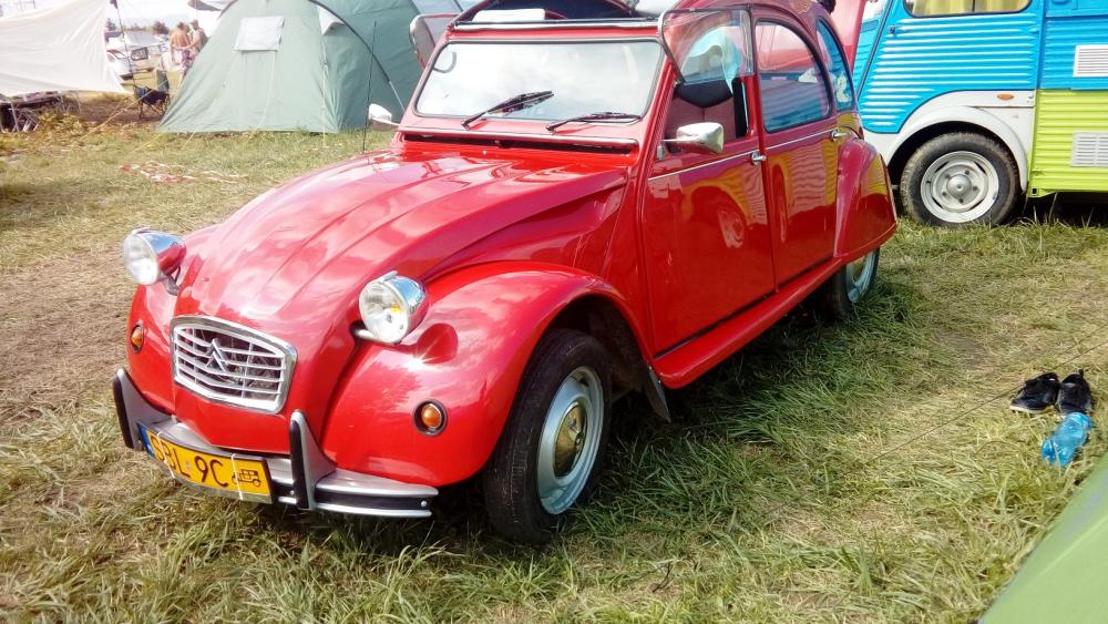 Citroen 2cv6