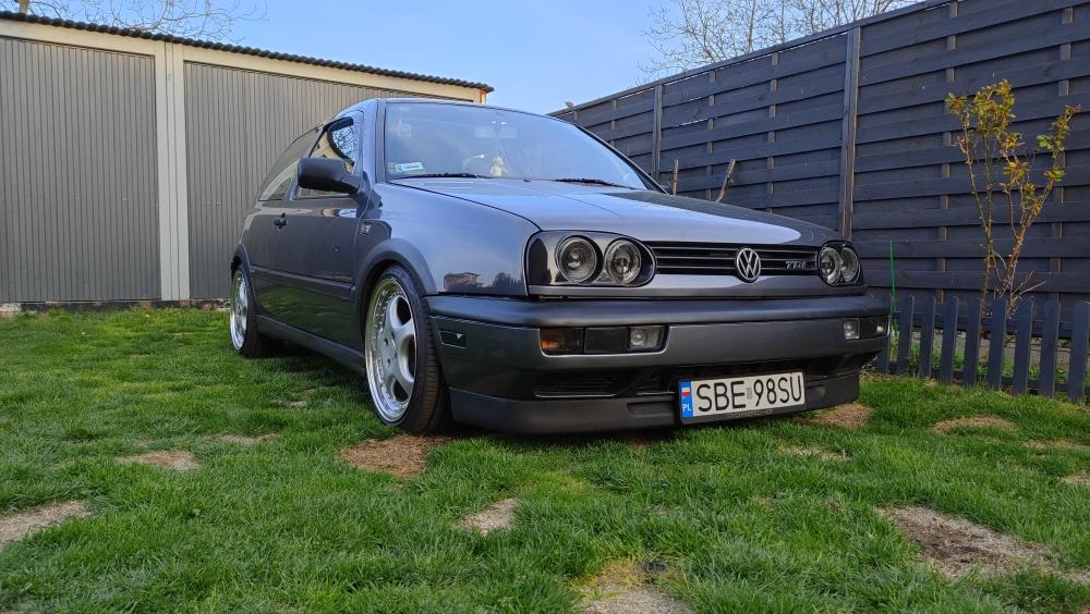 Volkswagen Golf (III 1H1) hatchback