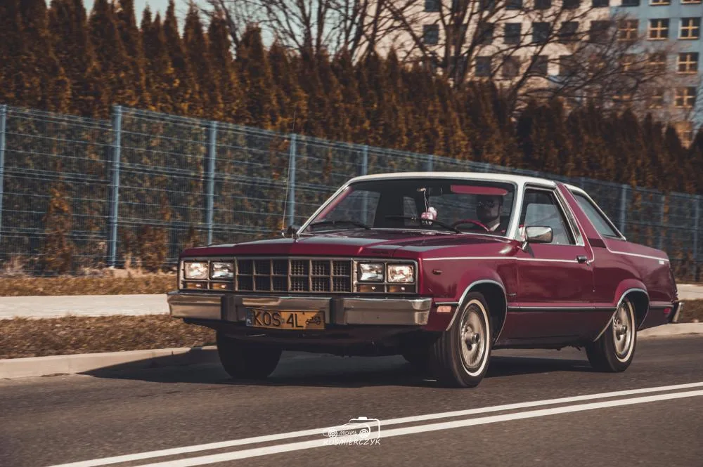 Ford Fairmont Futura