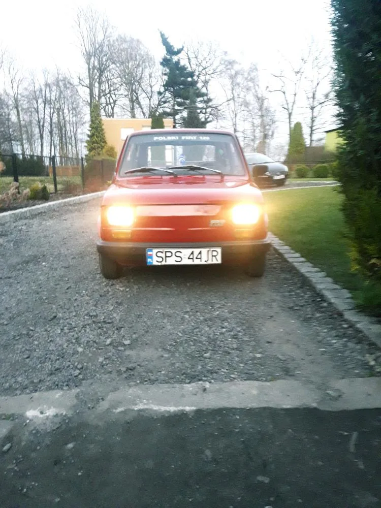 Polski Fiat 126p FL