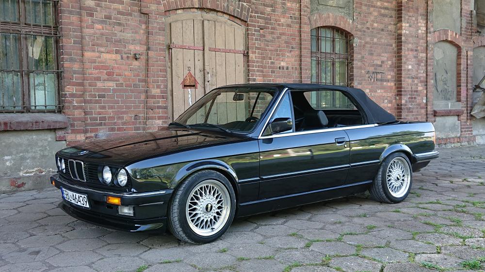 BMW 3 (E30 Cabriolet) cabriolet