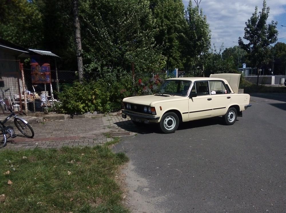 FSO Fiat 125p sedan
