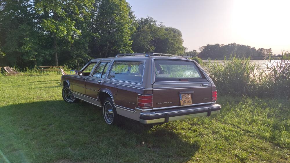 Mercury Colony Park Grand Marquis