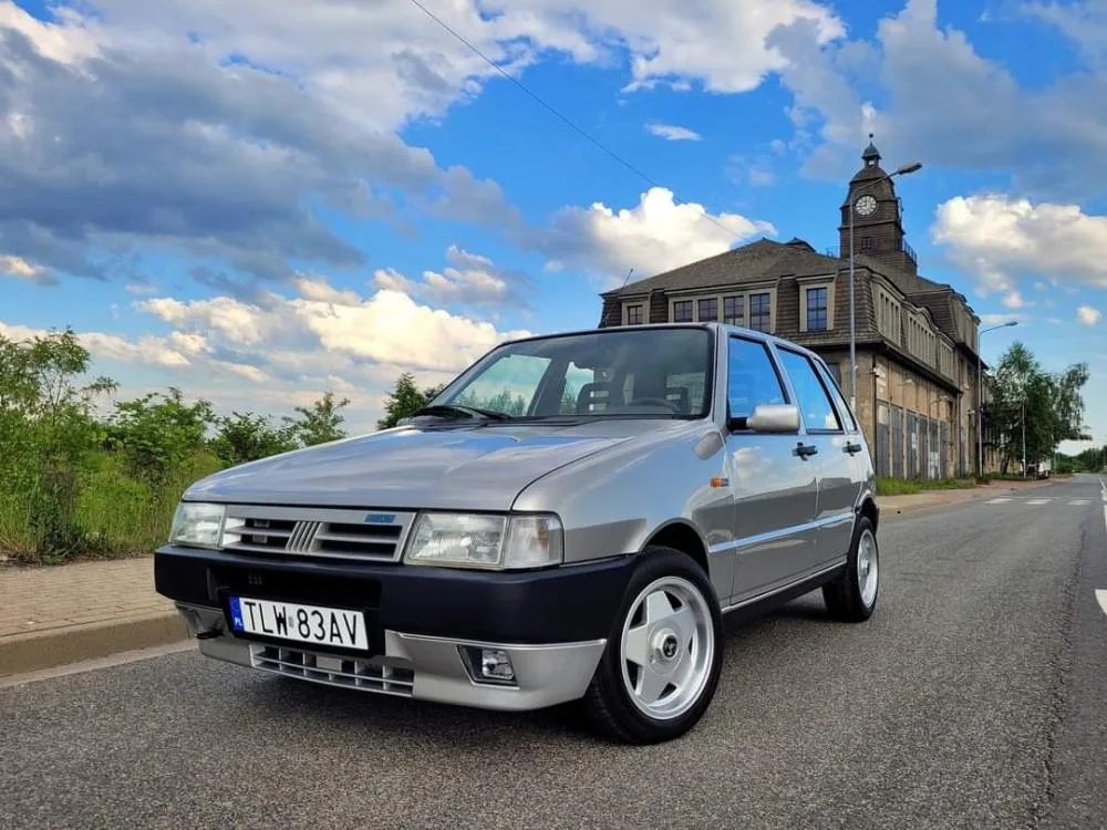Fiat Uno (146A/E) hatchback