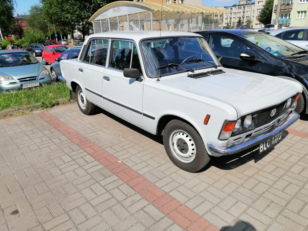 FSO Fiat 125p sedan