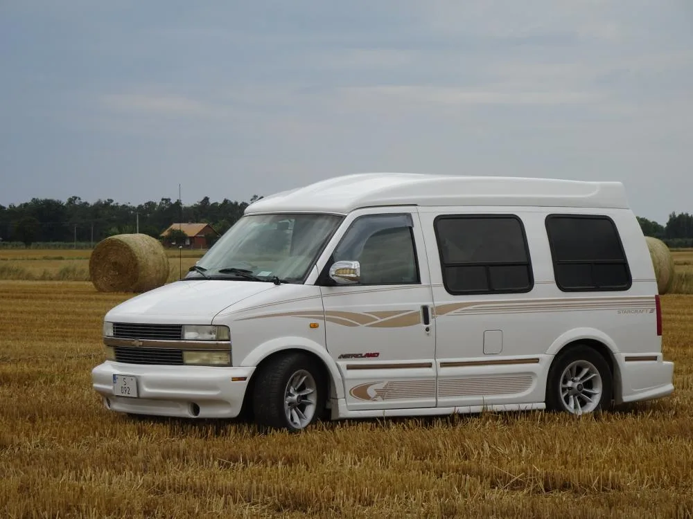 Chevrolet Astro mpv