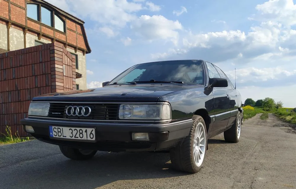 Audi 200 C3