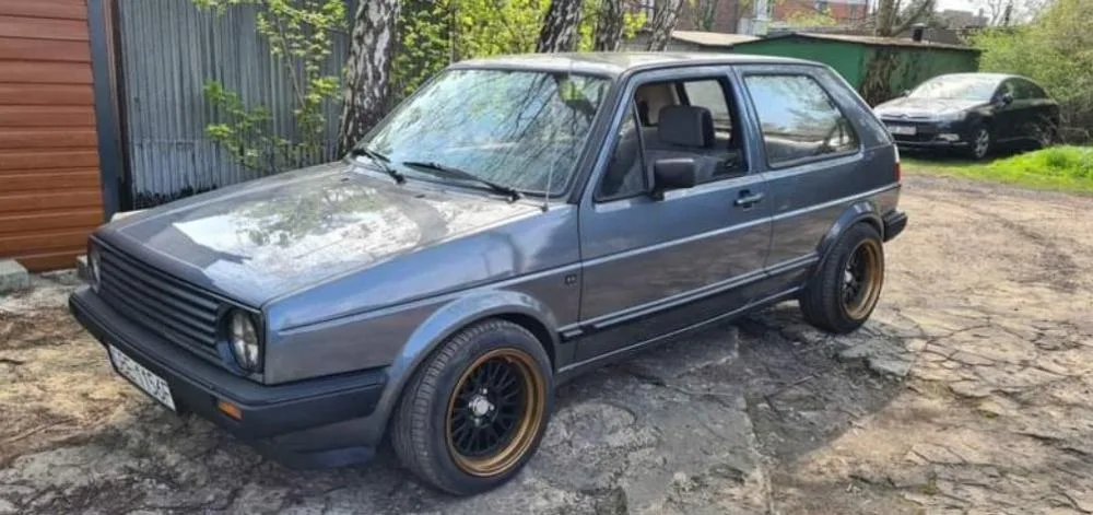 Volkswagen Golf (II 19, 1G1, 1G4) hatchback