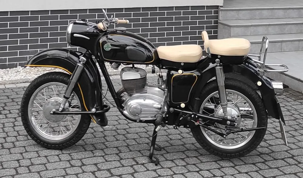 Mz ES 250/1