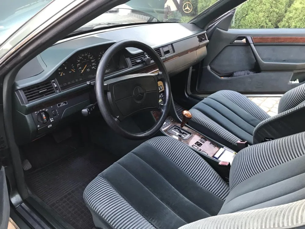 Mercedes W124