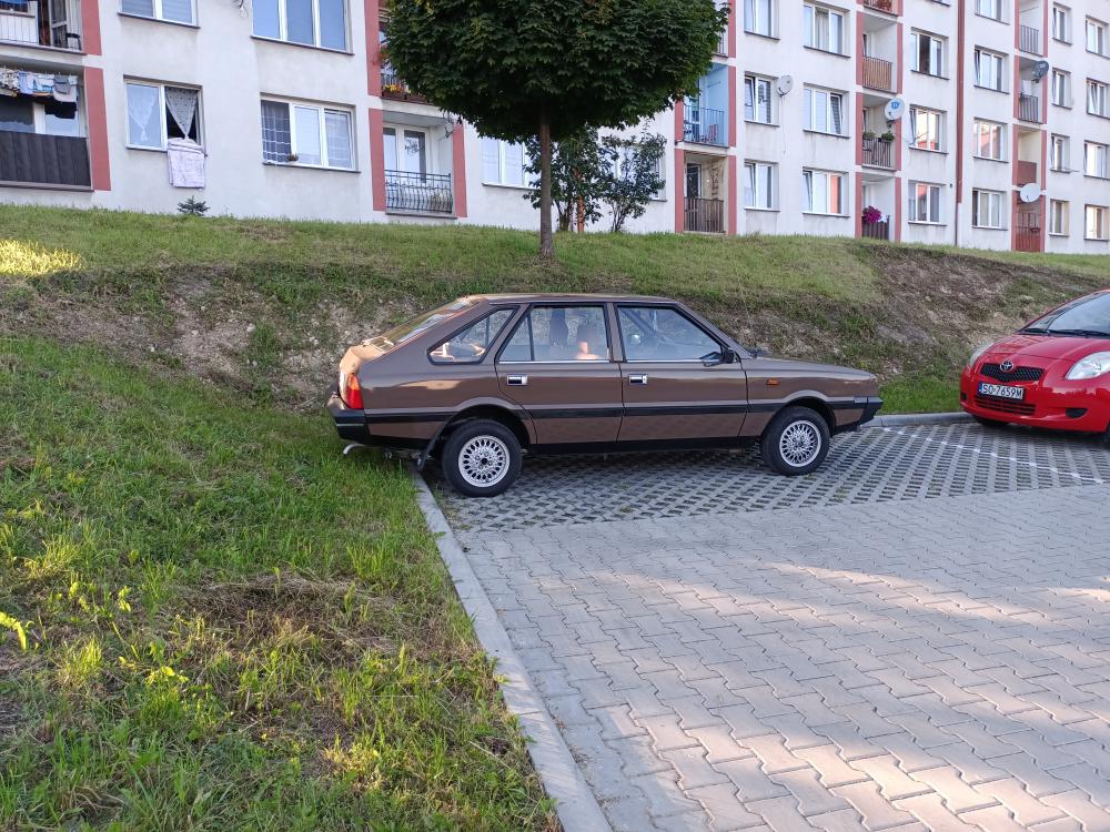 Polonez 1600