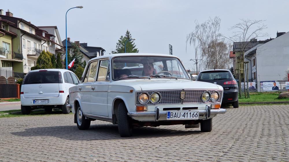 Lada 2103