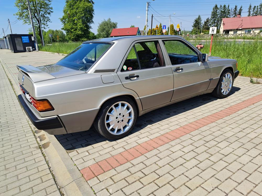 Mercedes Klasa C (W201)