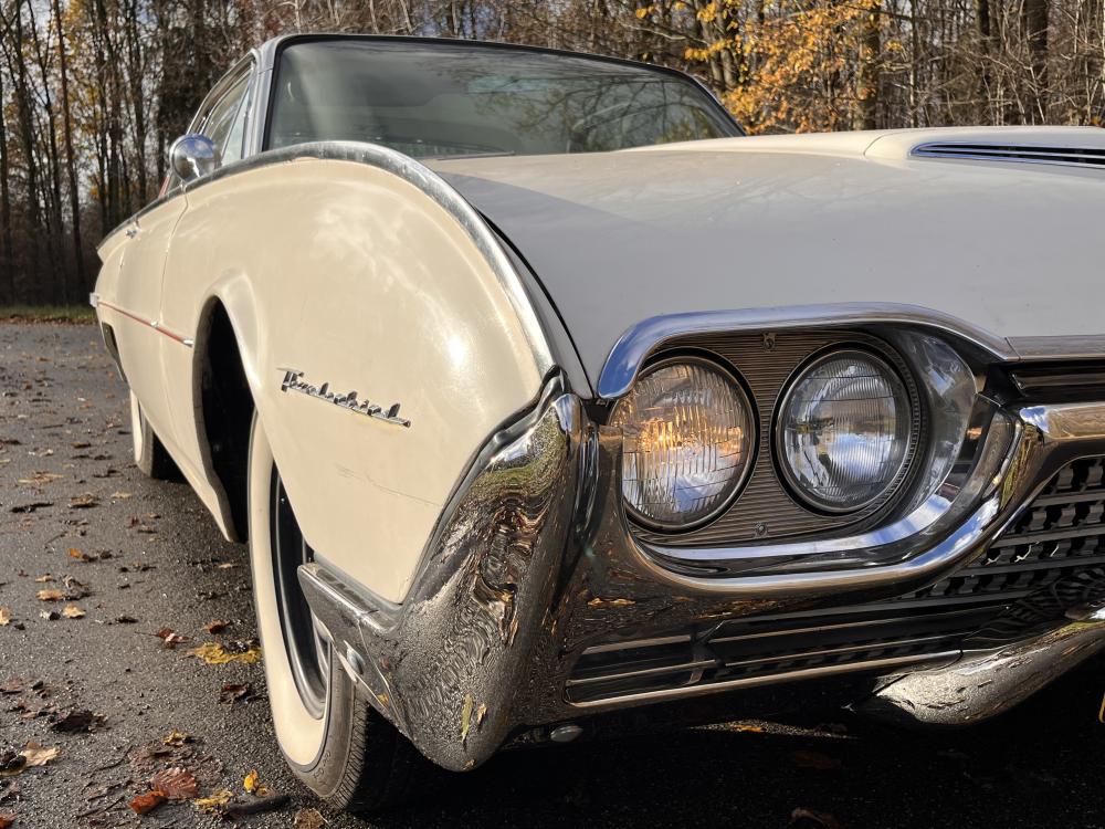 Ford Thunderbird