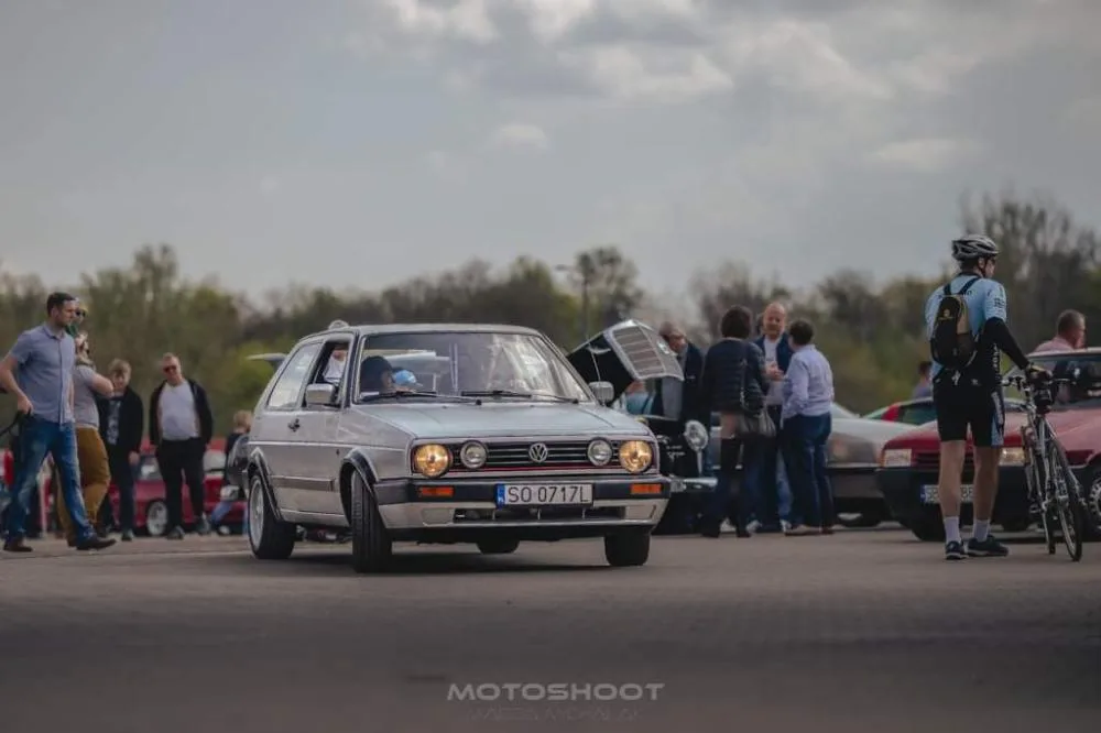 Volkswagen Golf (II 19, 1G1, 1G4) hatchback
