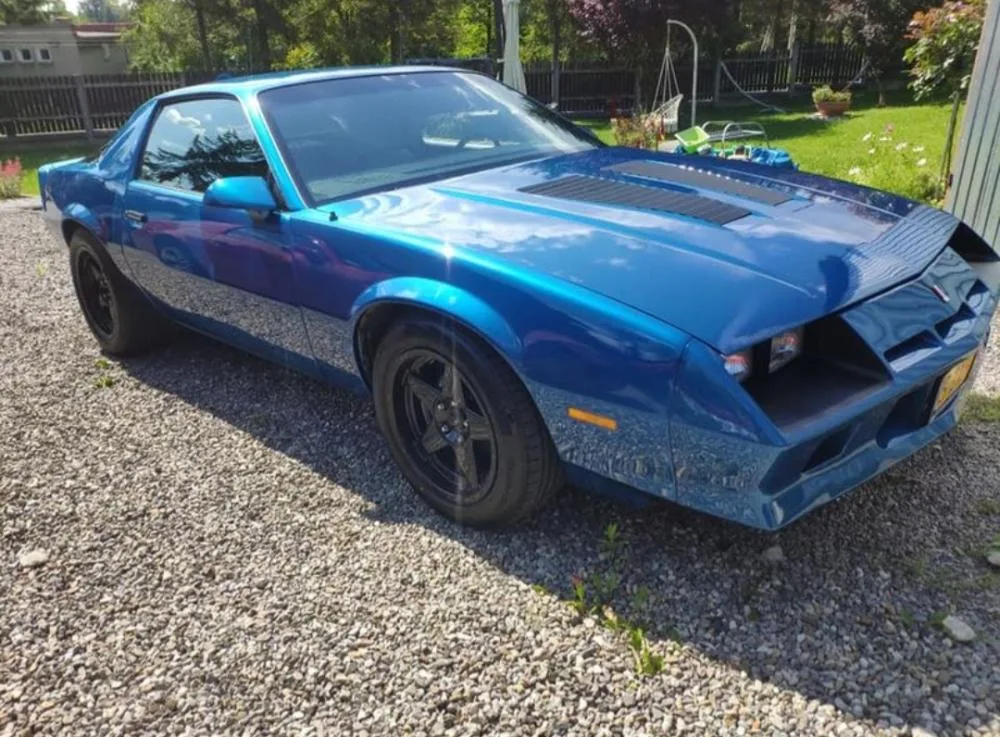 Chevrolet Camaro coupe
