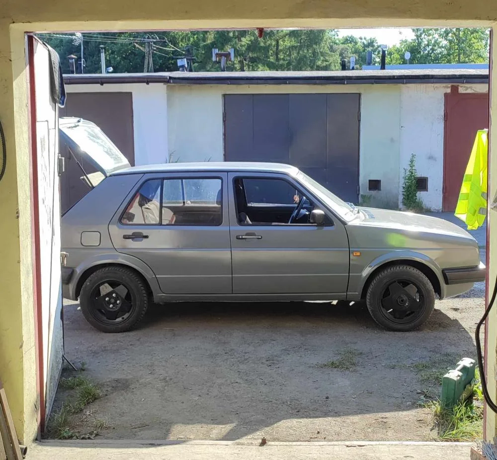 Volkswagen Golf (II 19, 1G1, 1G4) hatchback