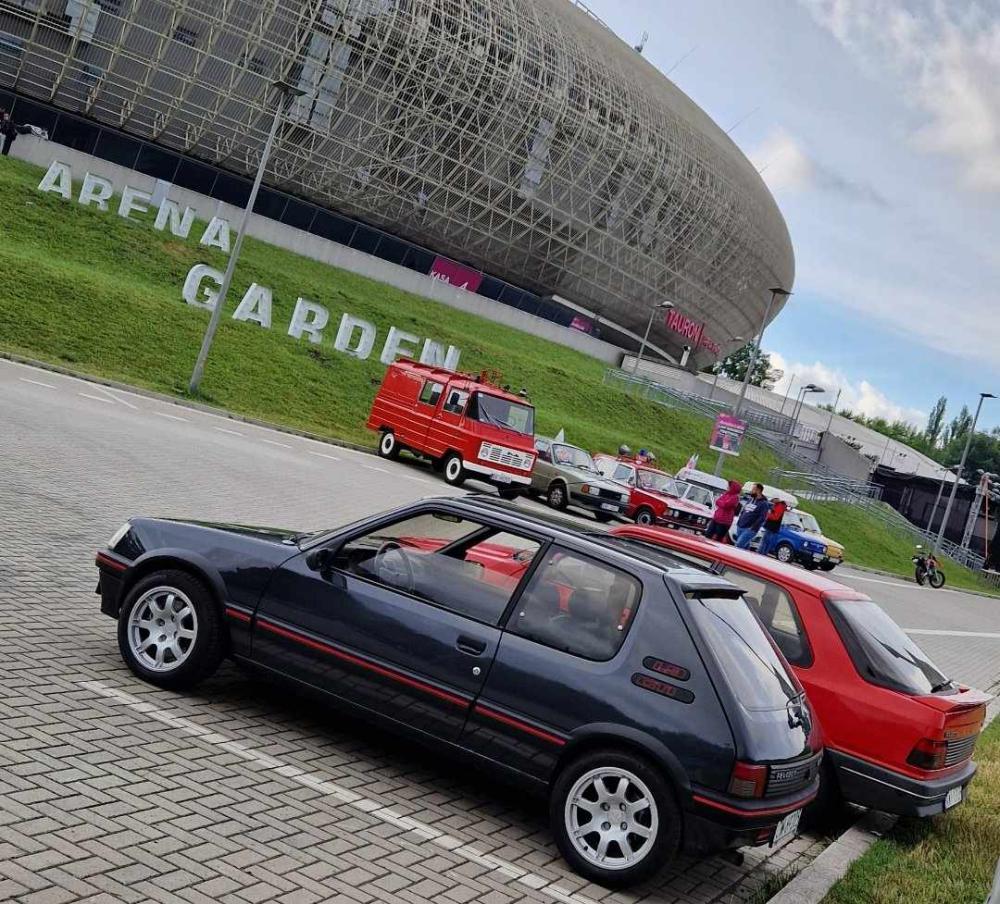 Peugeot 205 hatchback