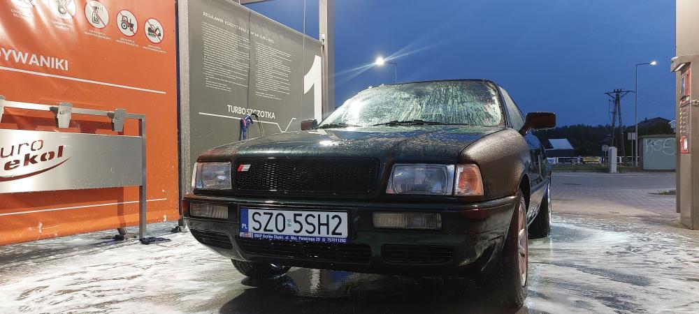 Audi 80 (B4) sedan