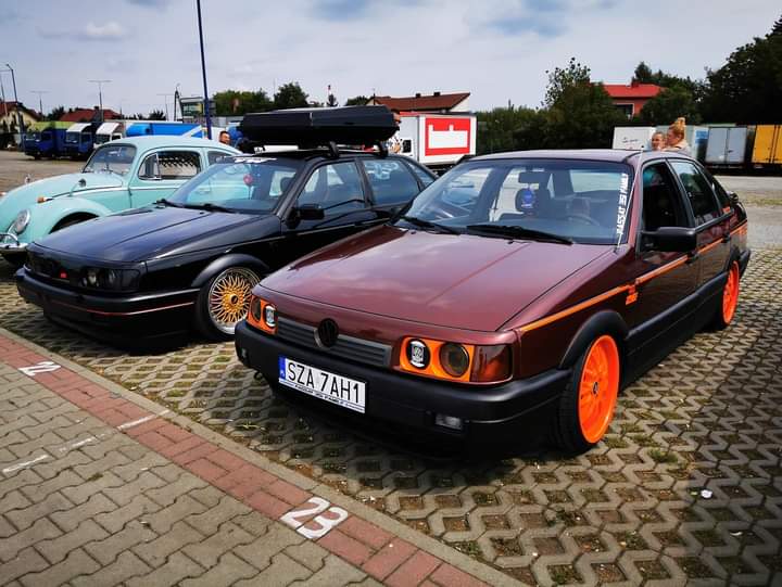 Volkswagen Passat (B4, 3A2, 35I) sedan