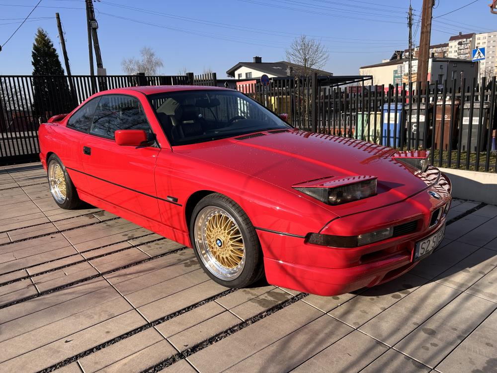 BMW 8 (E31) coupe