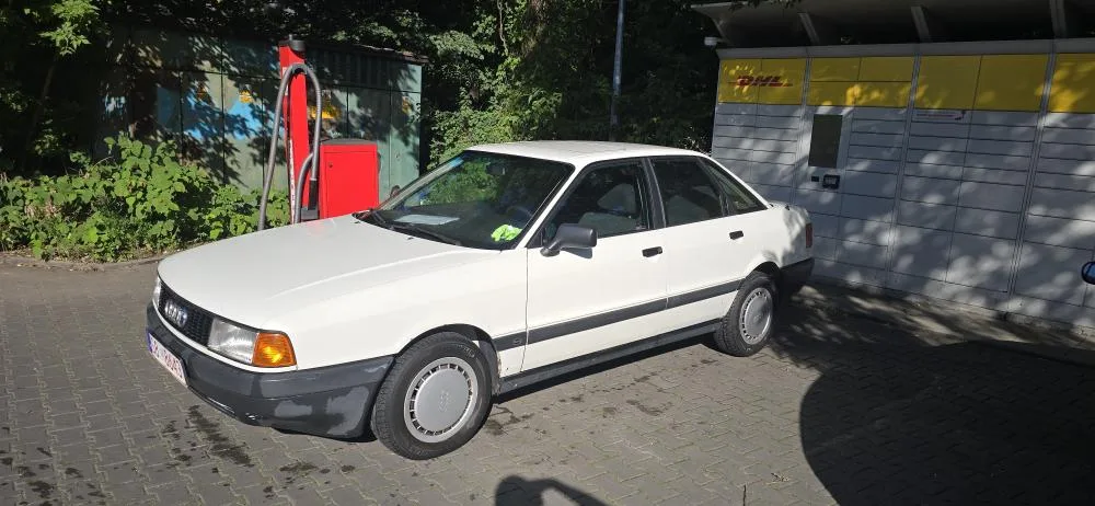 Audi 80 (89, B3) sedan